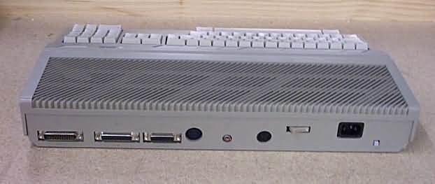 Atari1040STFM-rear.jpg
